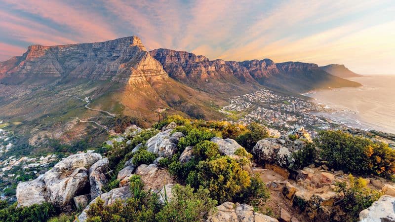 Safari Cruise along the Zambezi River - South Africa, Botswana, Namibia, Zimbabwe with extended stay "Cape Town and the Cape of Good Hope Peninsula" (port-to-port cruise)