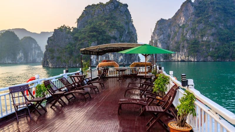 From the temples of Angkor to the Mekong Delta, experience unique and exotic end-of-year celebrations - & Hanoi and Halong Bay (port-to-port cruise)